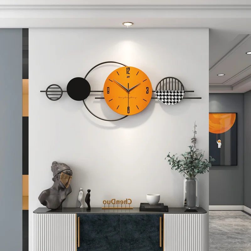 Large Nordic Metal Luxury Wall Clock Creative Modern Abstract Pattern Single Face Needle Display for Home Decor Living Room